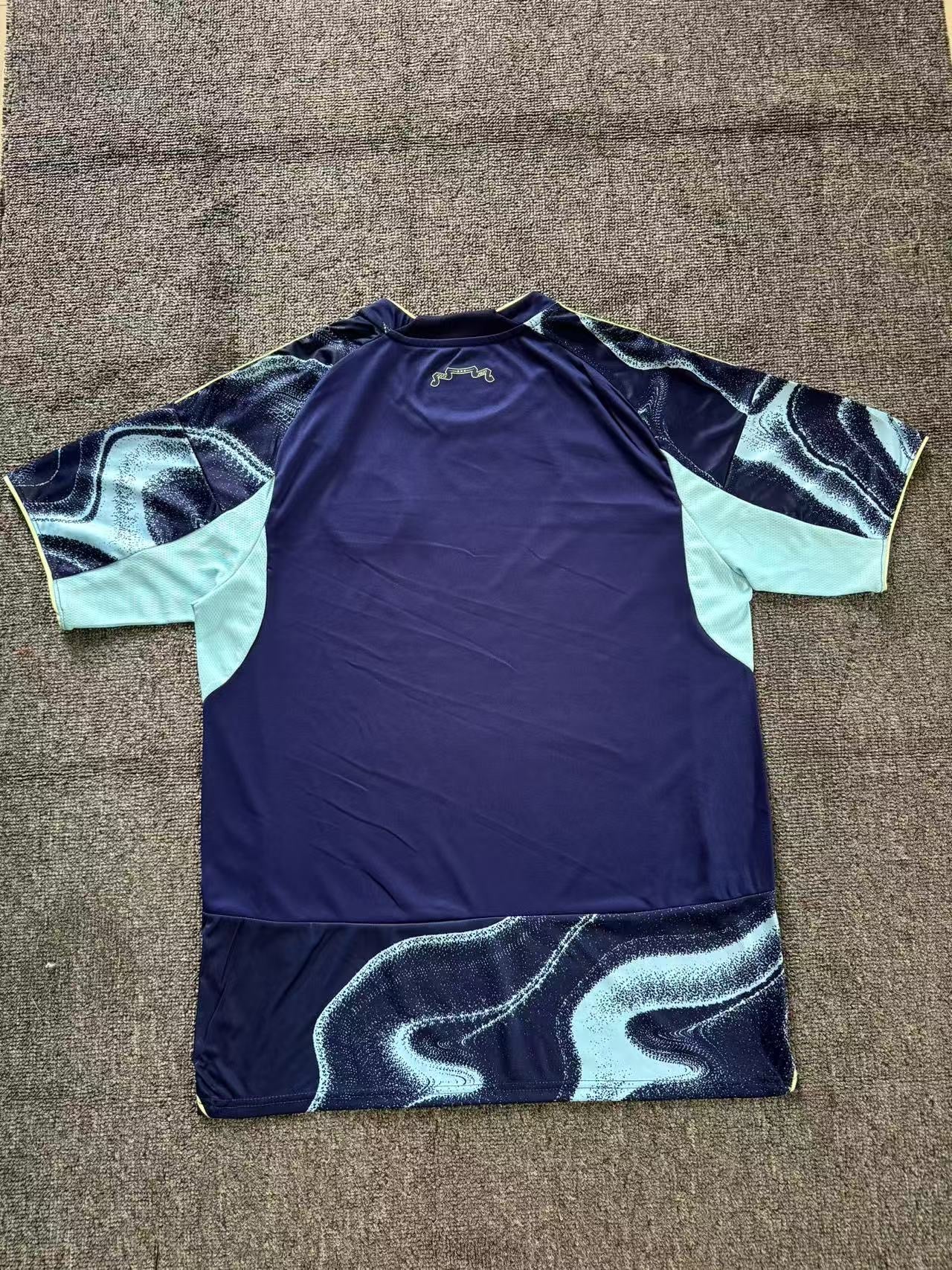 25/26 Ajax away