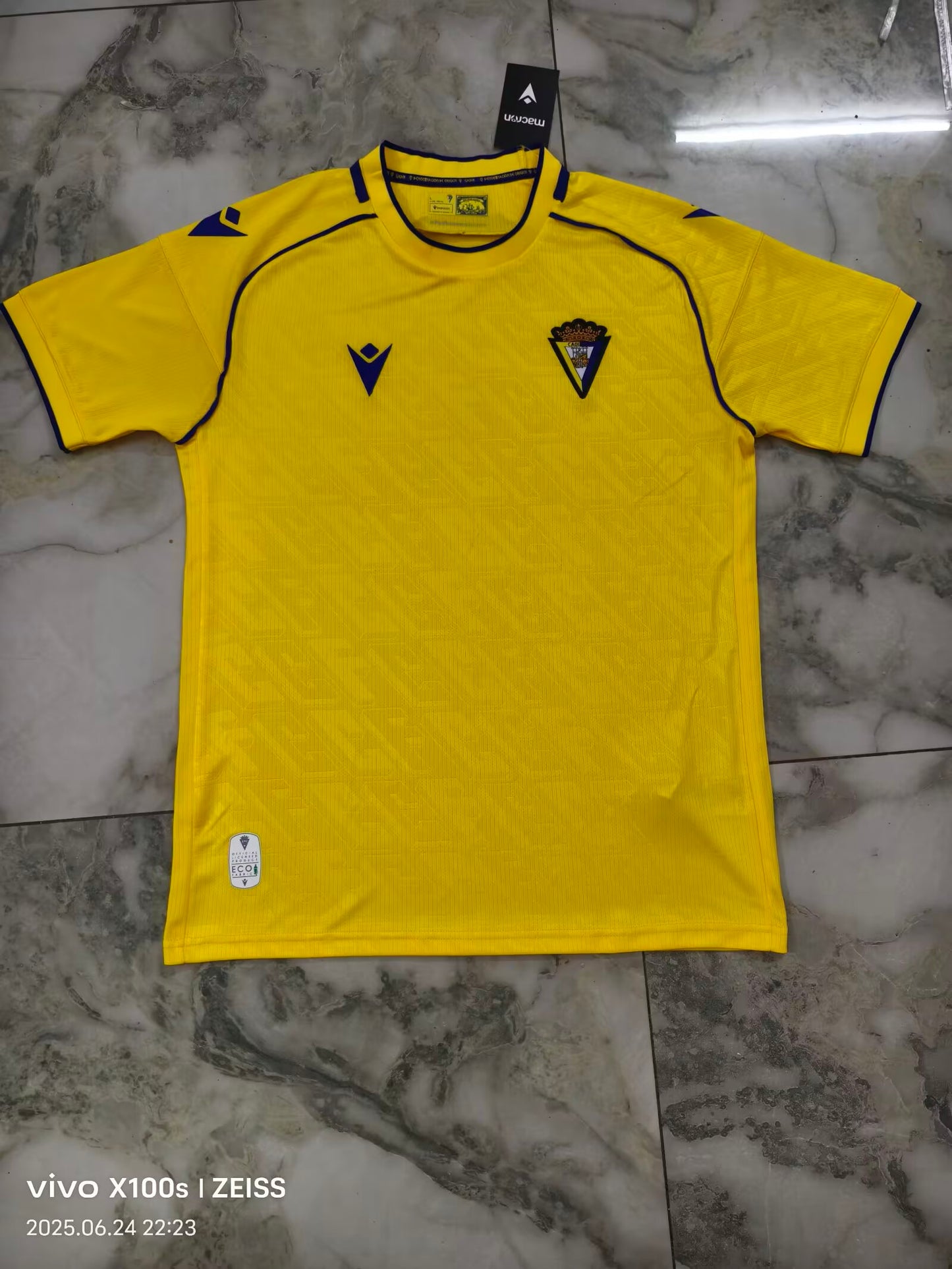 25/26 Cadiz