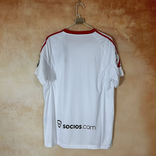 25/26 Sevilla home