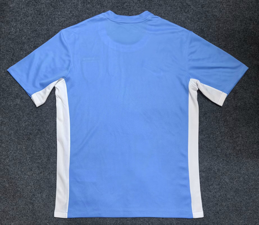 25/26Uruguay's home