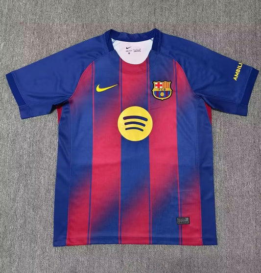 25/26 Barcelona home, Manches courtes et longues