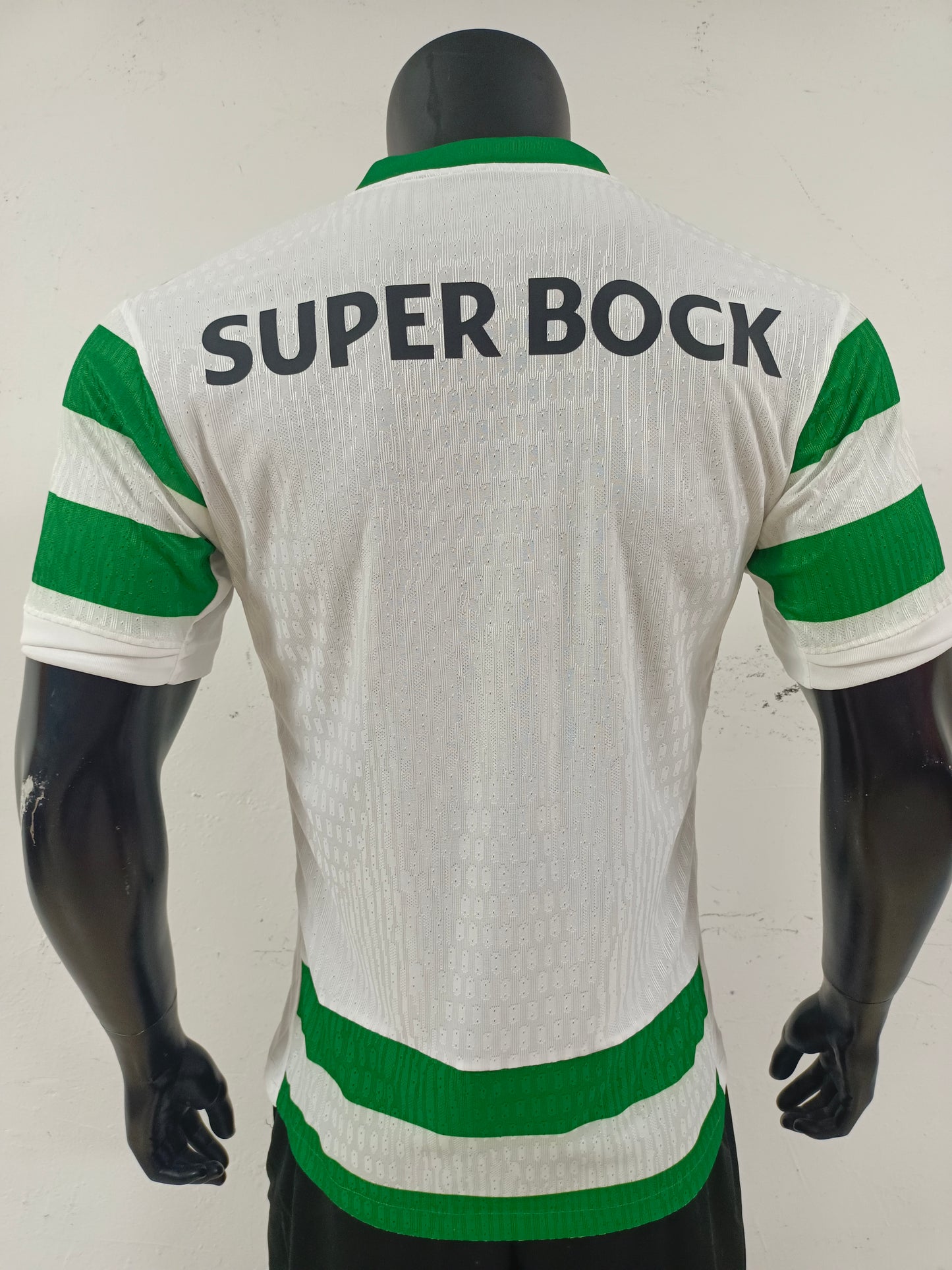 25/26 Lisbon home