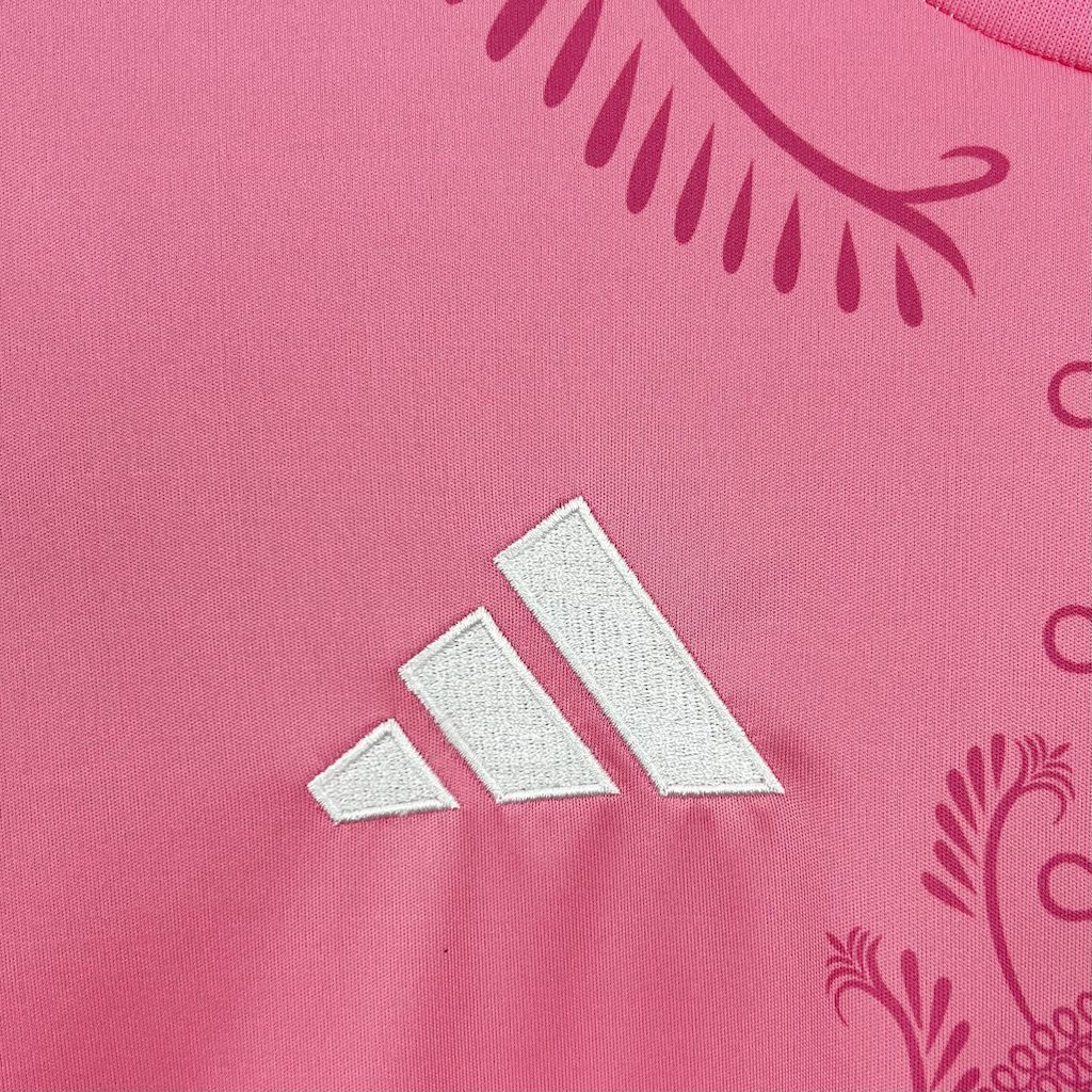 Maillot Algérie 2024/25 – Édition Rose Exclusive